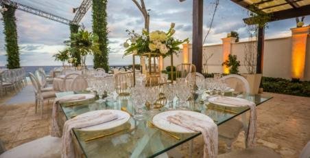 Wedding at the Restaurant Maria