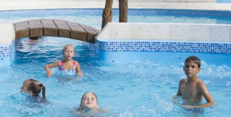 Swimming pools at Laguna SOV