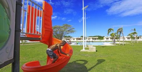 LONG WEEKEND AT THE CAMPO DEL MAR II LONG WEEKEND AT THE CAMPO DEL MAR II