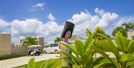 New art objects at Sosua Ocean Village New art objects at Sosua Ocean Village