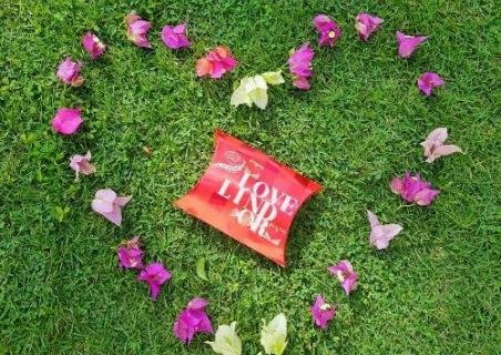 Flower heart surprise for St Valentine's