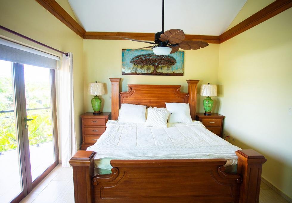 Spacious 4 bedroom villa in Campo Del Mar I