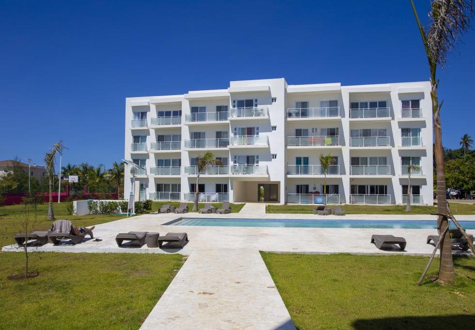 Beautiful Studio at Esmeralda Condo