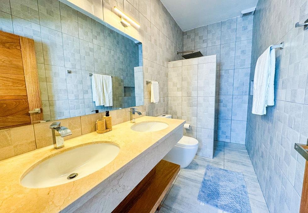 Beautiful 3-bedroom villa in Campo Del Mar IV