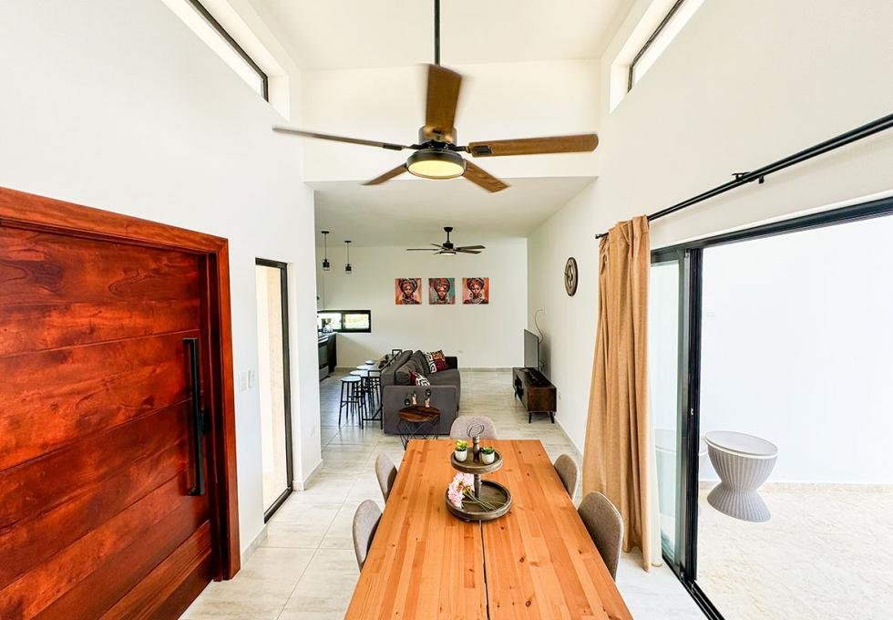 Beautiful 3-bedroom villa in Campo Del Mar IV