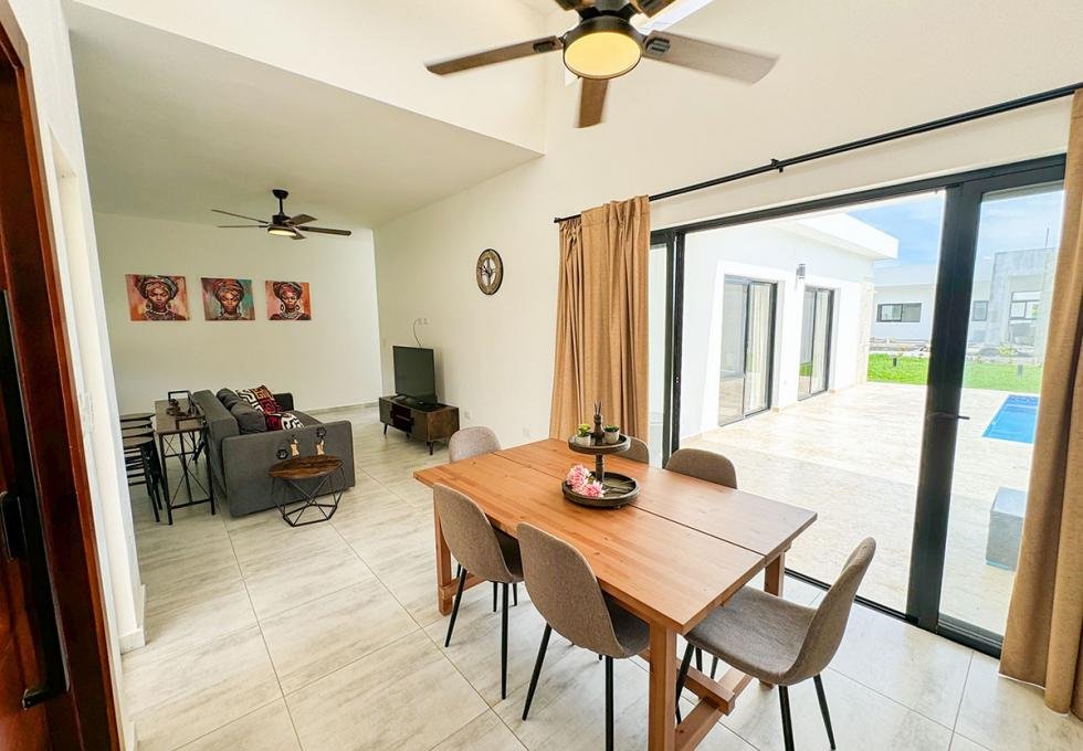 Beautiful 3-bedroom villa in Campo Del Mar IV